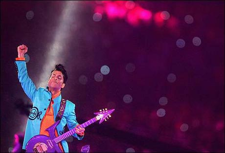 prince rocks our socks at the superbowl. best show ever?